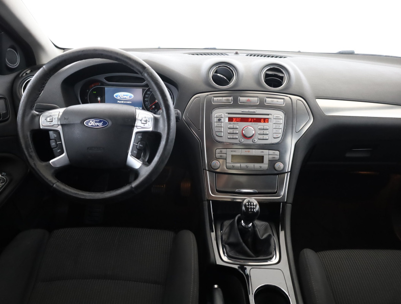 Ford Mondeo, 2010