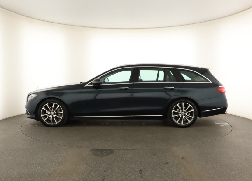 Mercedes-Benz E, 2017