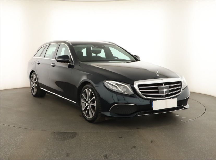Mercedes-Benz E, 2017