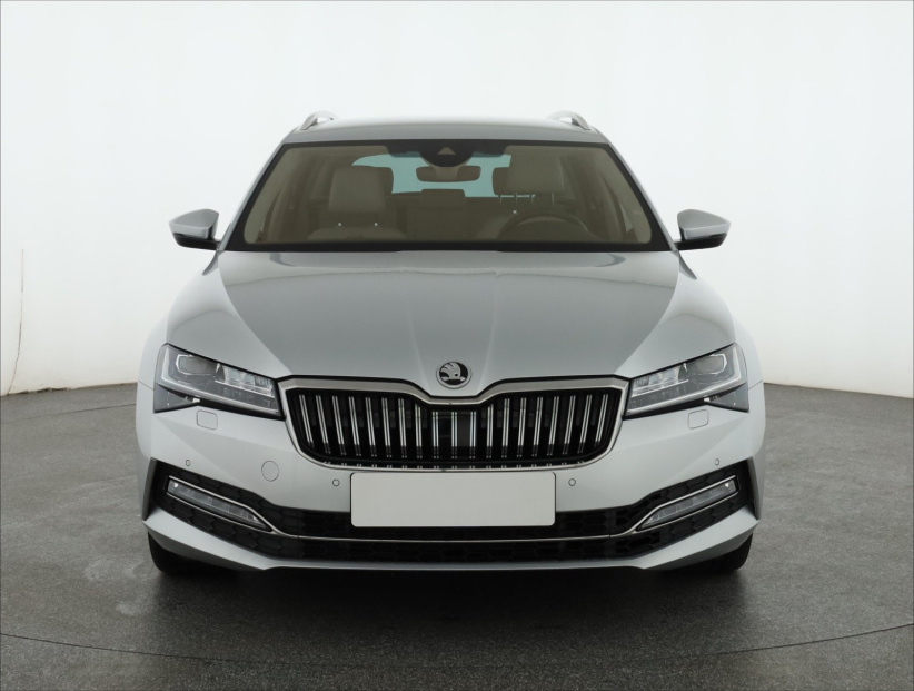 Škoda Superb, 2020