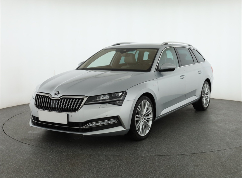 Škoda Superb, 2020