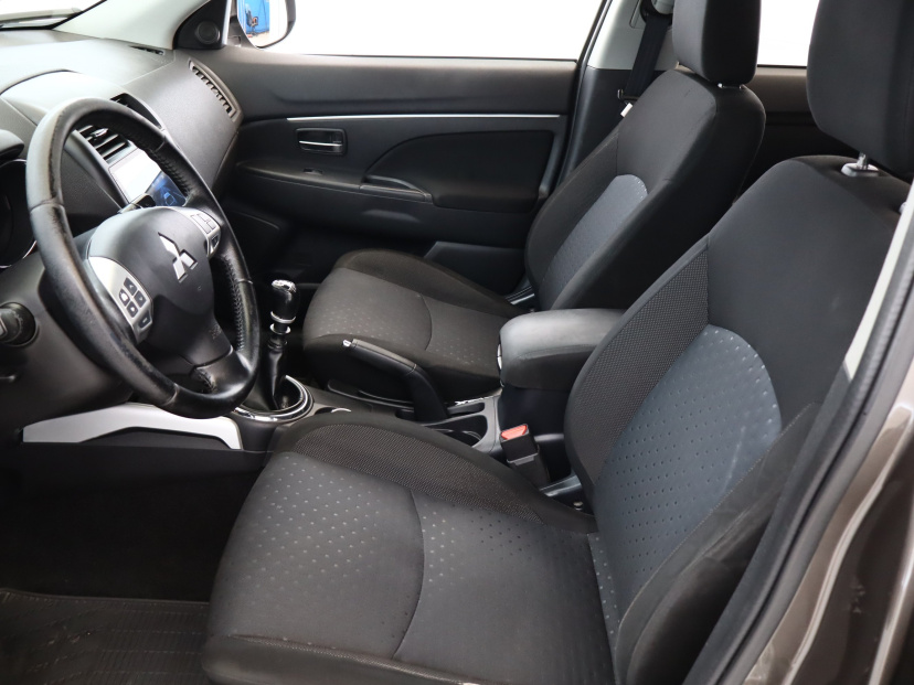 Mitsubishi ASX, 2013