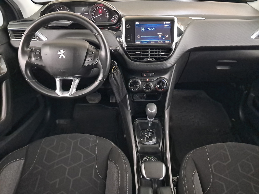 Peugeot 2008, 2017