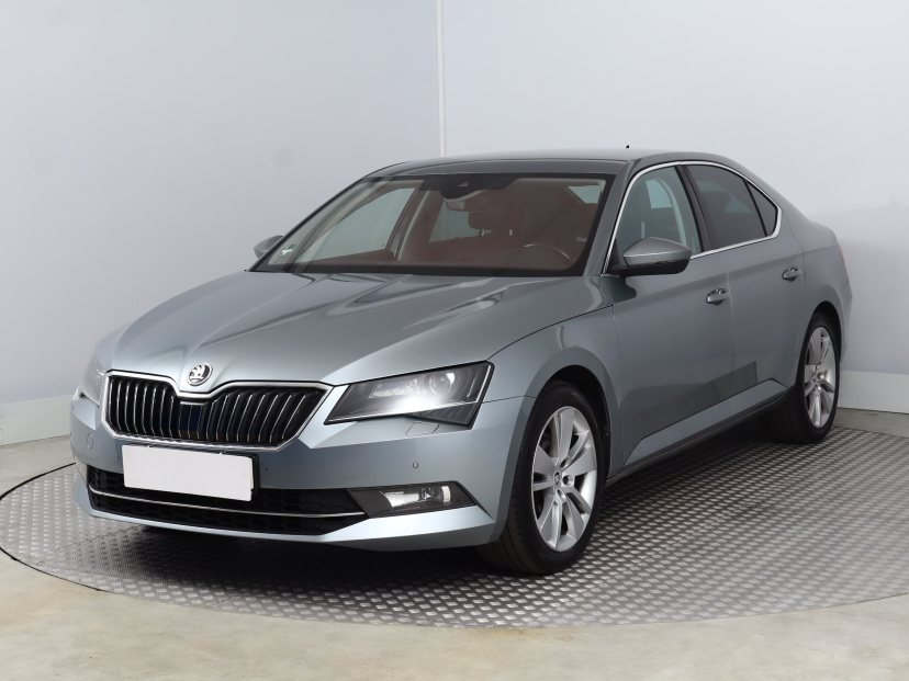 Škoda Superb, 2017