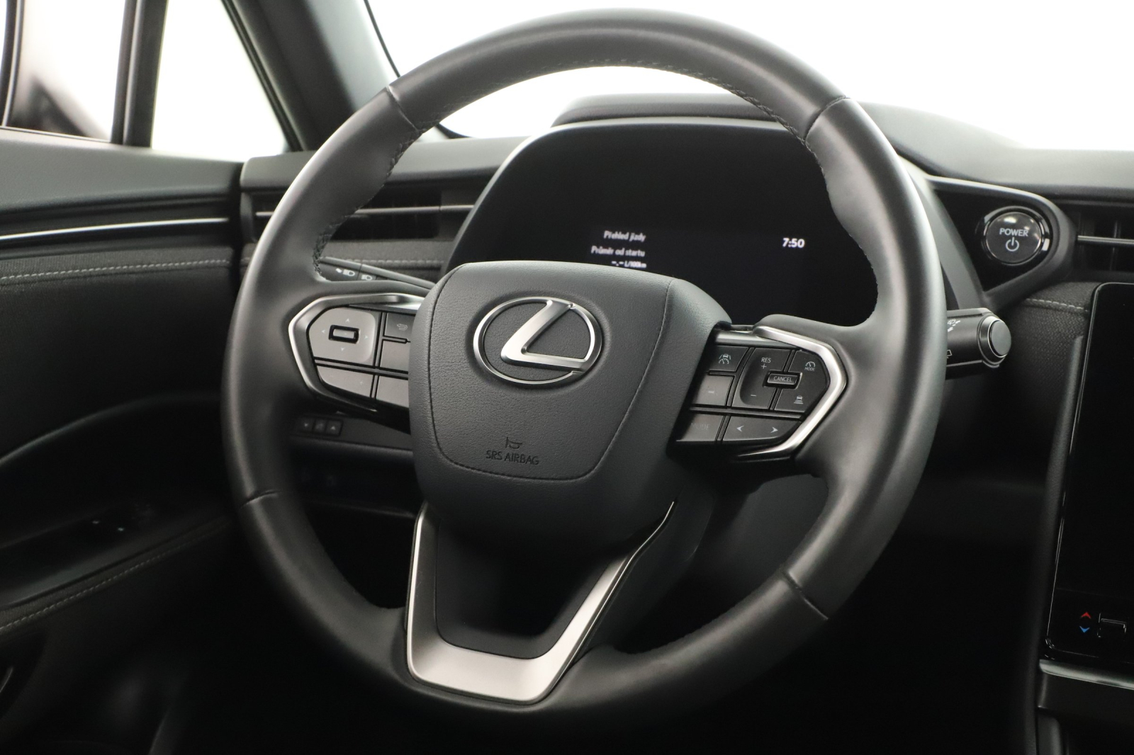 Lexus LBX - 2024
