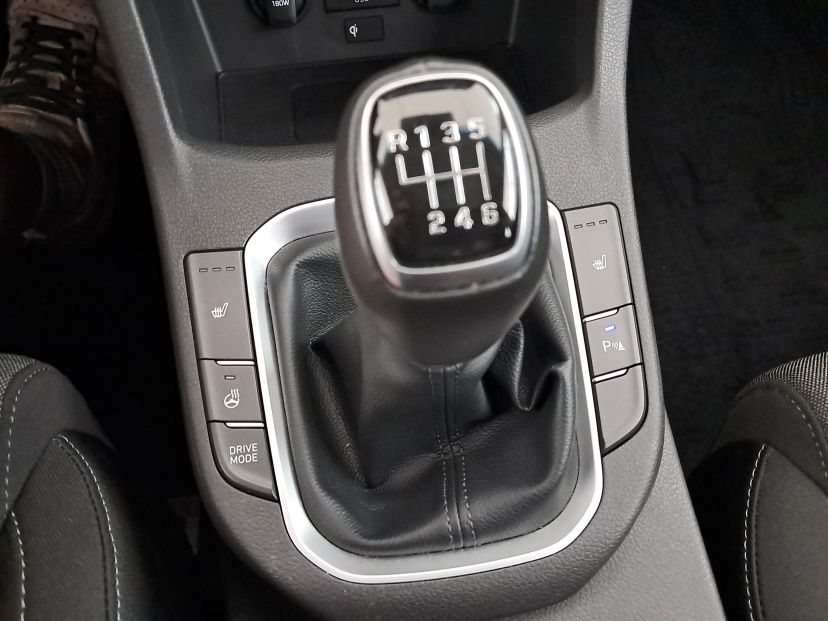 Hyundai i30, 2022