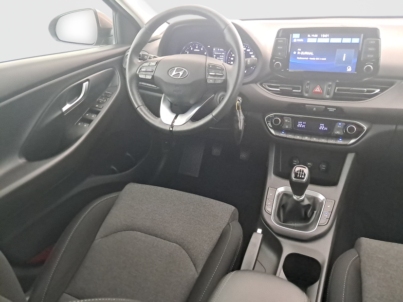 Hyundai i30, 2022