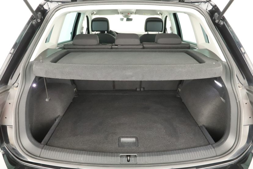 Volkswagen Tiguan, 2022