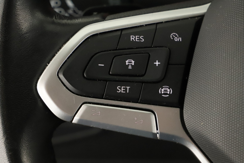 Volkswagen Tiguan, 2022
