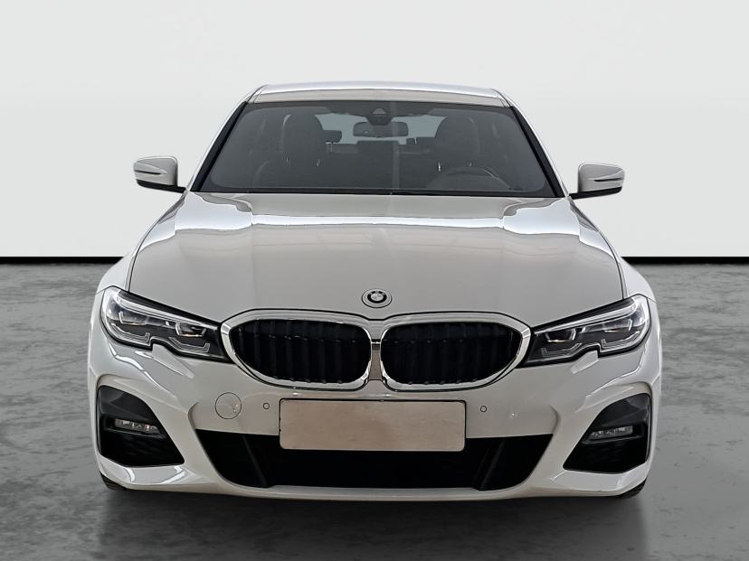BMW 3, 2022