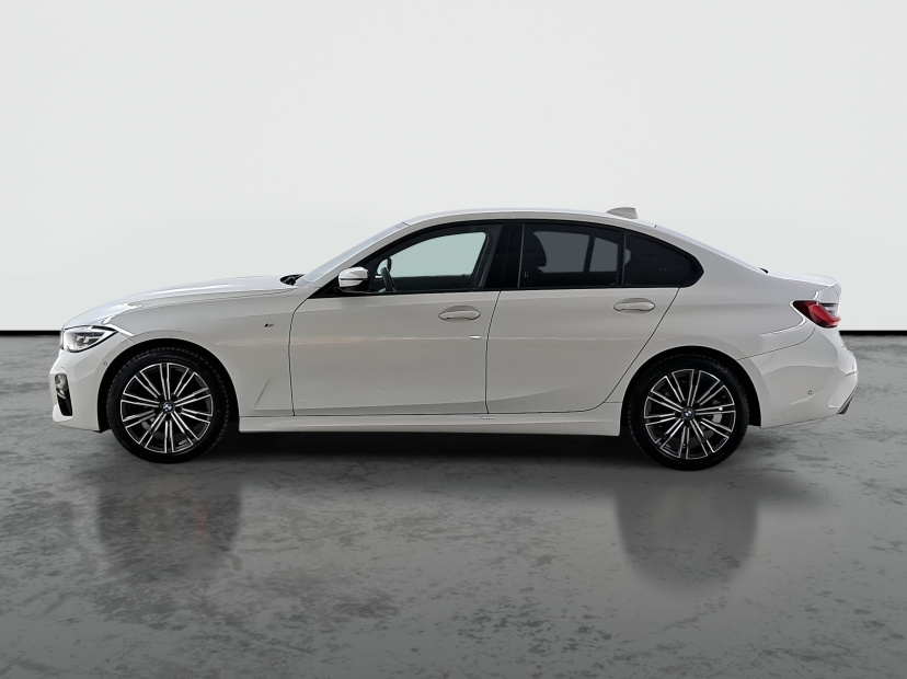 BMW 3, 2022