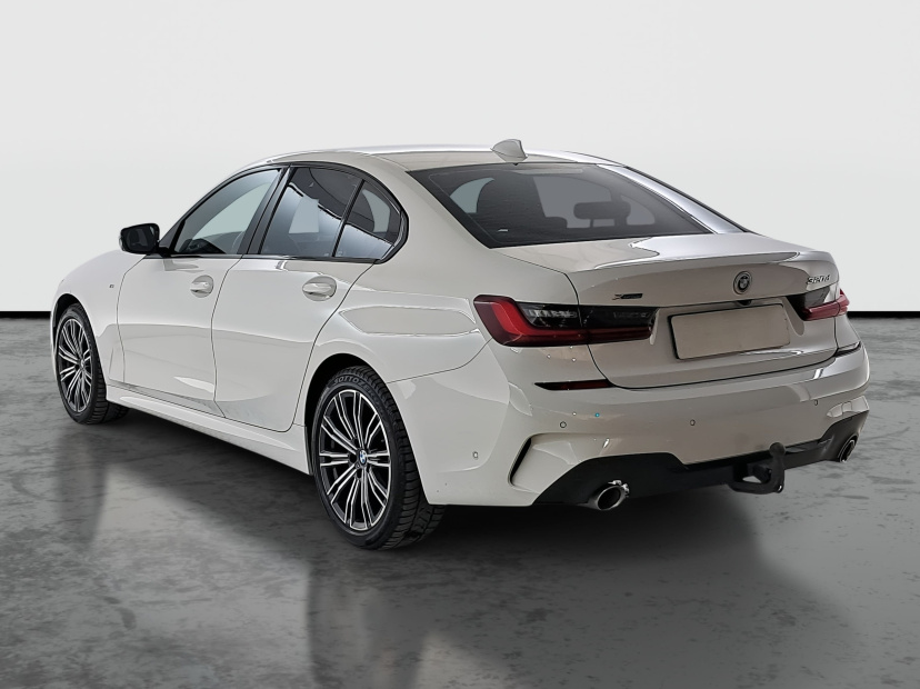 BMW 3, 2022