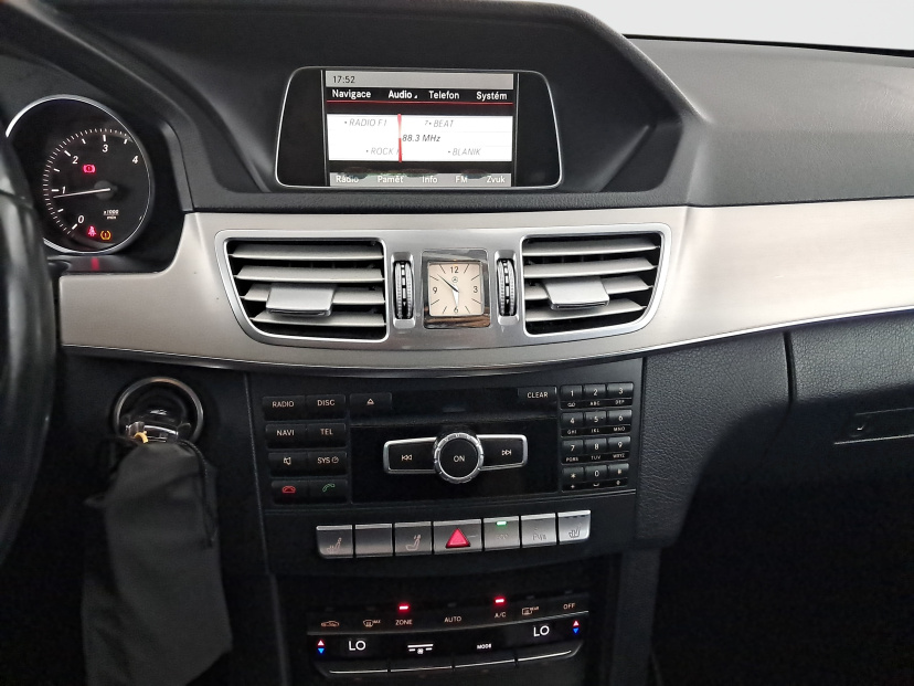 Mercedes-Benz E, 2014