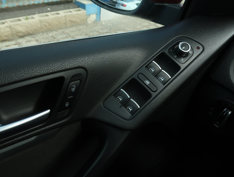 Volkswagen Tiguan, 2013