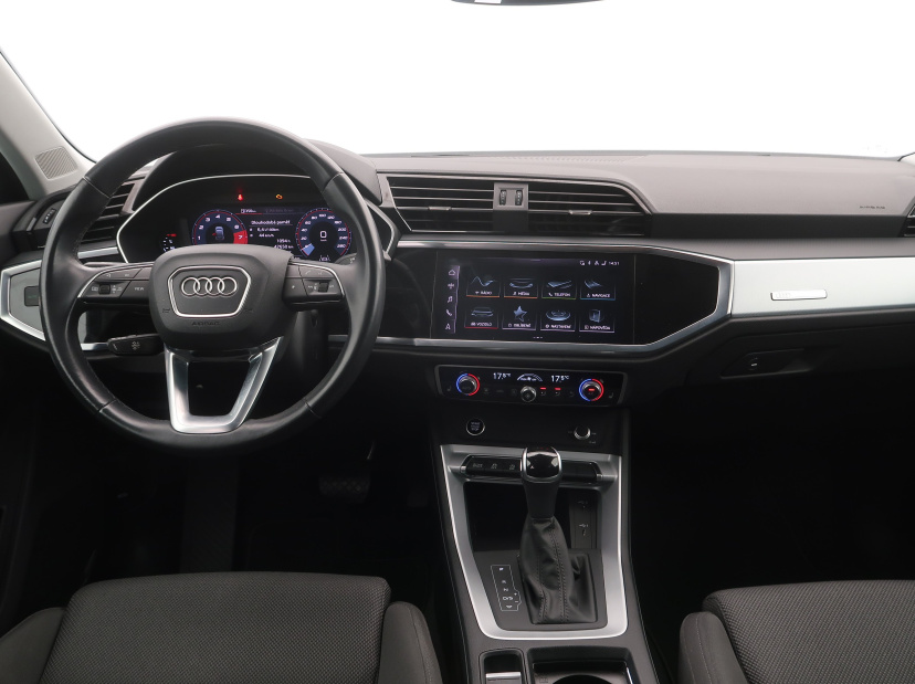 Audi Q3 Sportback, 2021