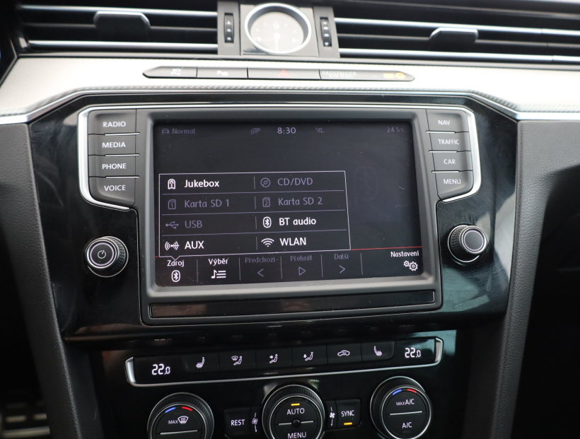 Volkswagen Passat, 2016