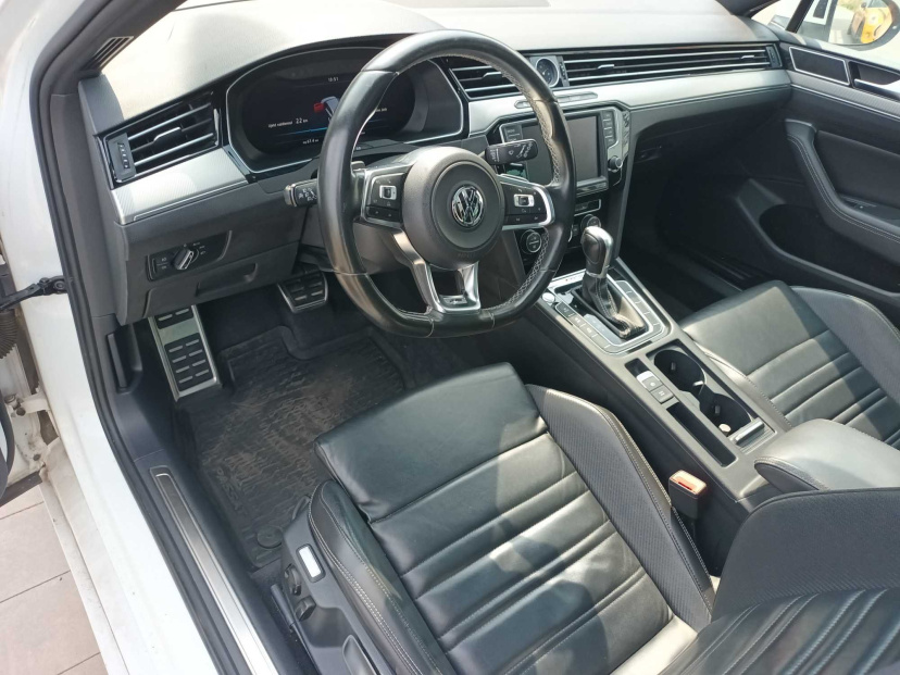 Volkswagen Passat, 2016