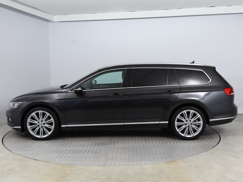 Volkswagen Passat, 2020