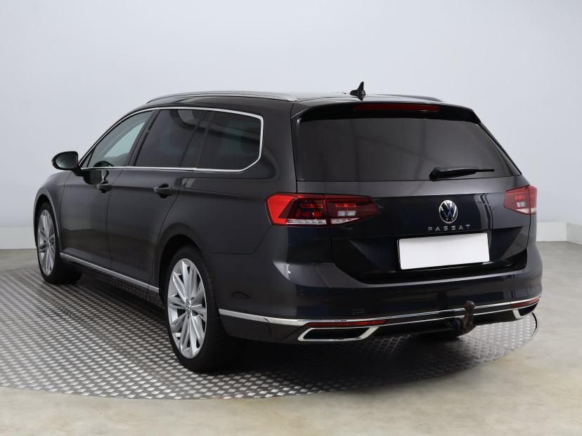 Volkswagen Passat, 2020