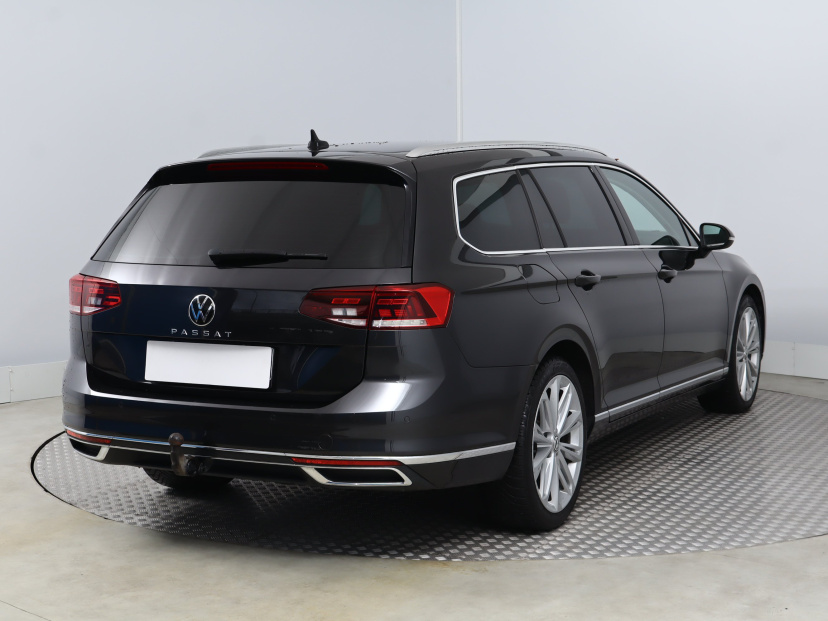 Volkswagen Passat, 2020