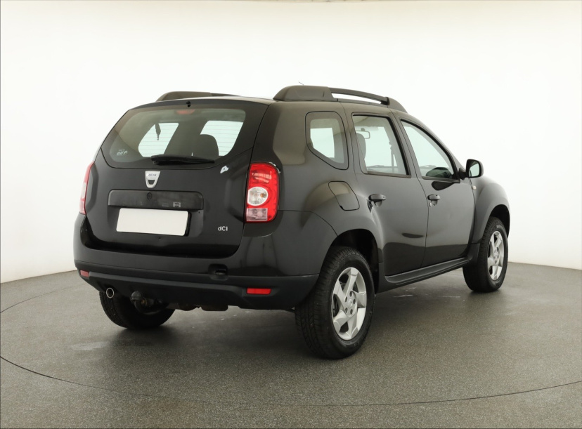 Dacia Duster, 2011