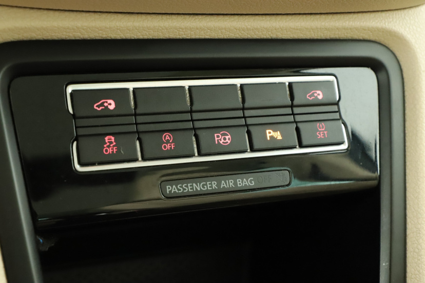Volkswagen Sharan, 2011