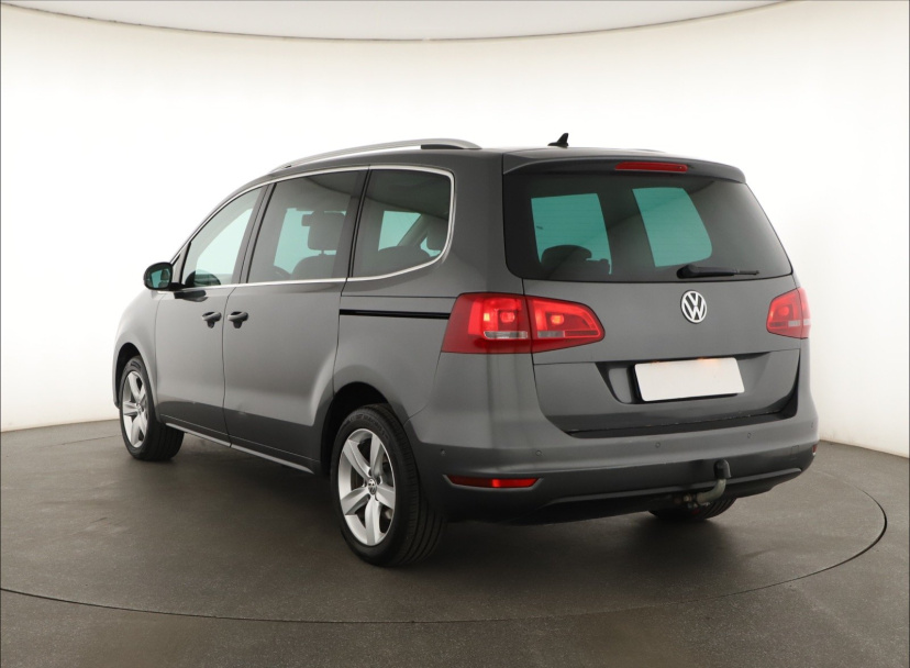 Volkswagen Sharan, 2011