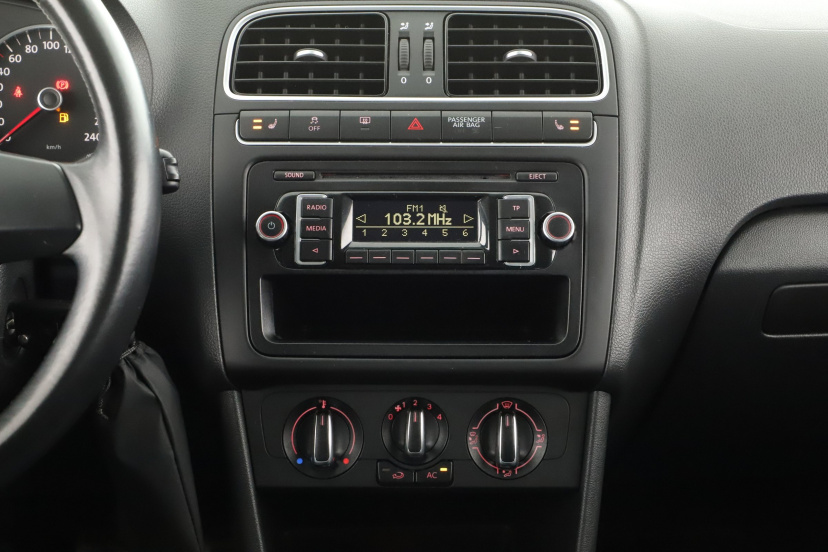 Volkswagen Polo, 2011