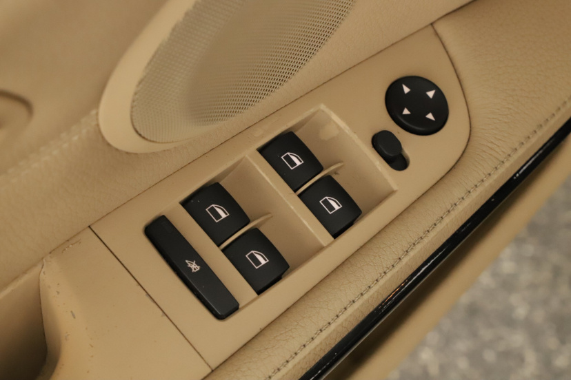 BMW 3, 2005