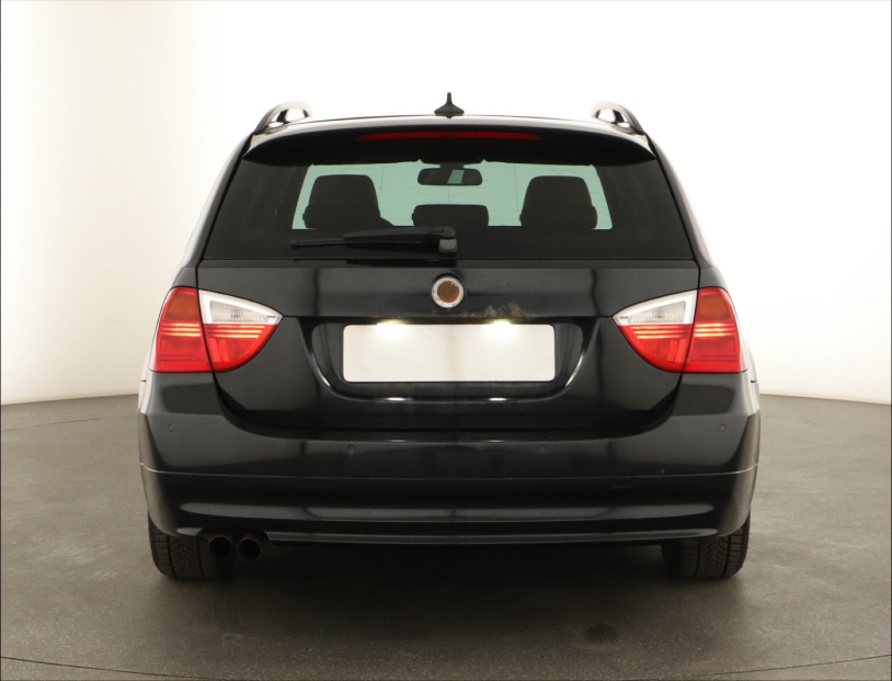 BMW 3, 2005