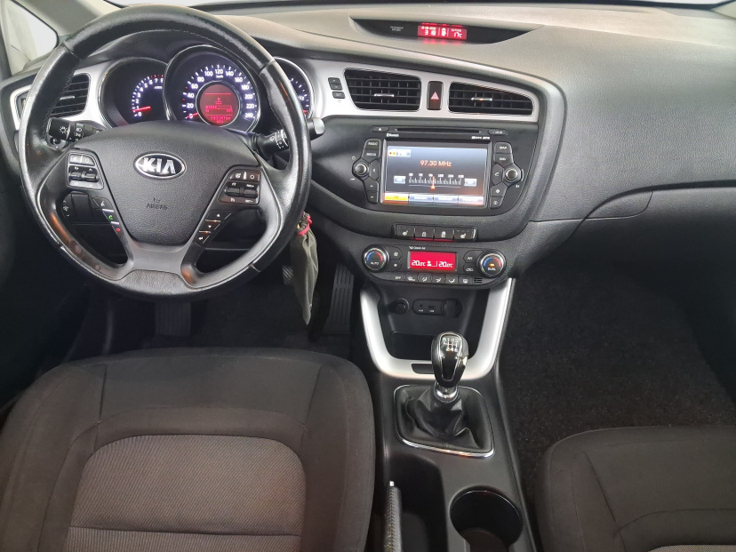 Kia Ceed, 2013