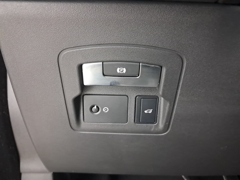Land Rover Range Rover Velar, 2018