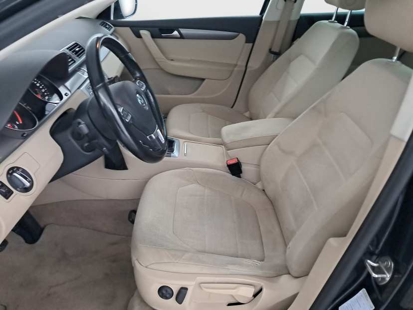 Volkswagen Passat, 2013