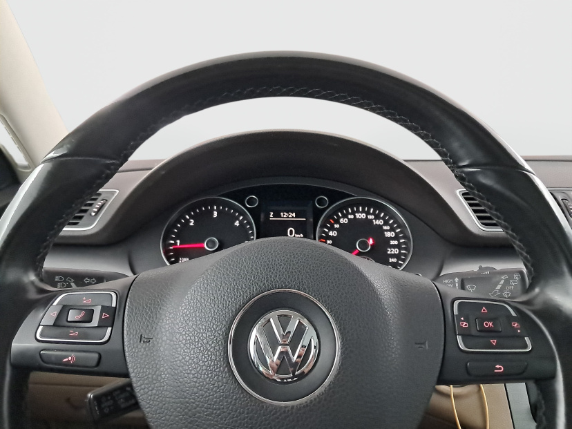 Volkswagen Passat, 2013