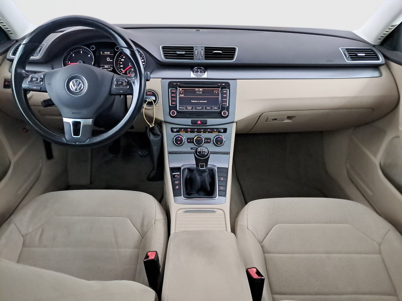 Volkswagen Passat, 2013