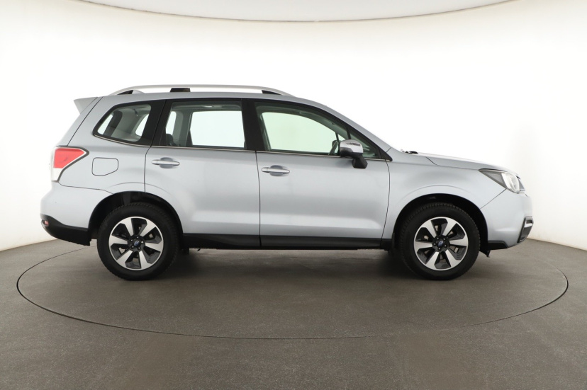 Subaru Forester, 2016
