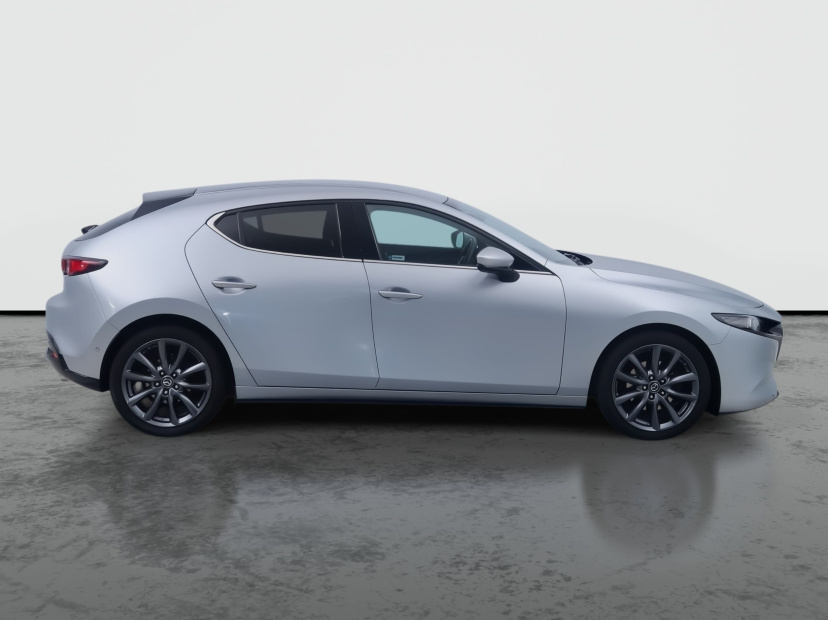 Mazda 3, 2019