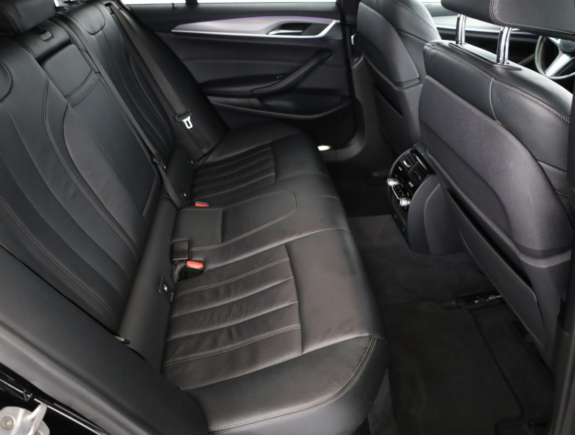 BMW 5, 2018