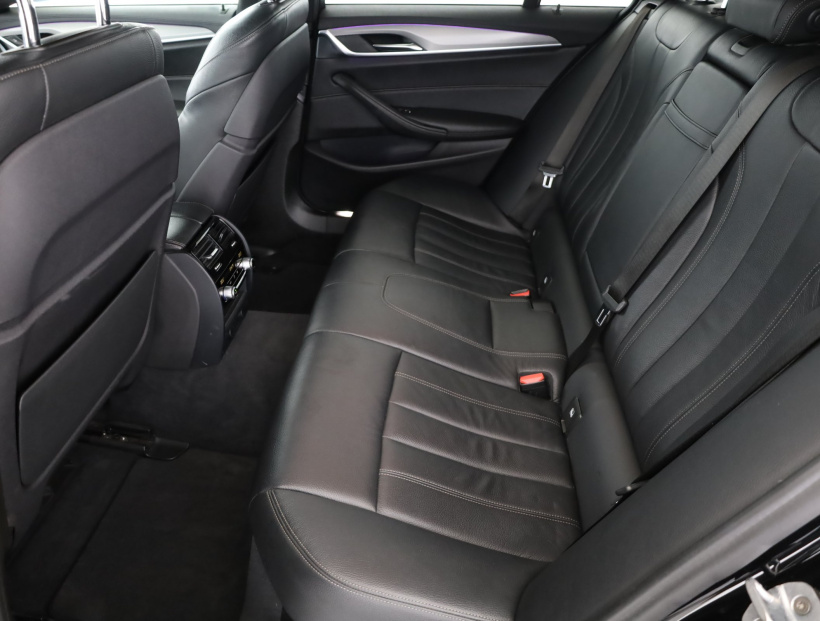 BMW 5, 2018