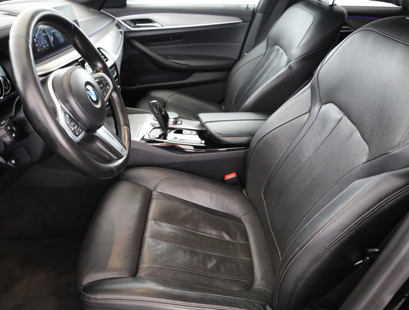 BMW 5, 2018