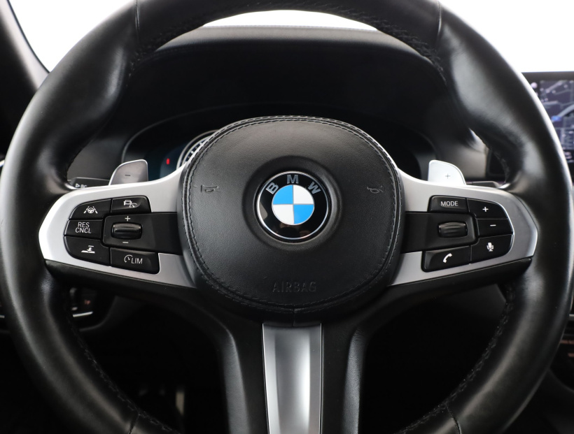 BMW 5, 2018