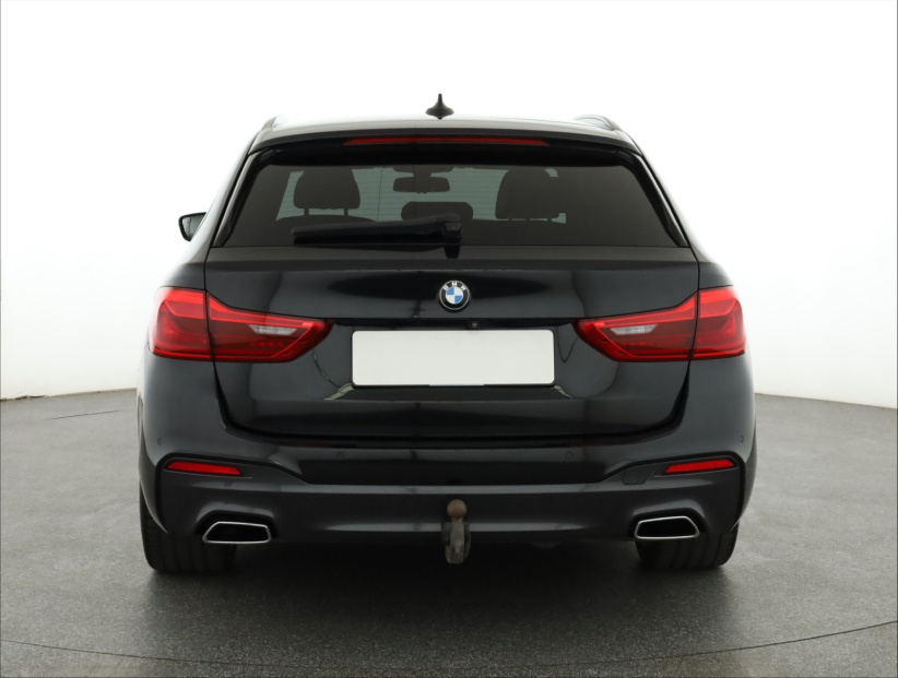 BMW 5, 2018