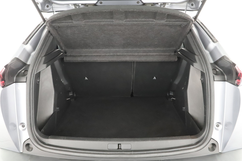 Peugeot e-2008, 2023