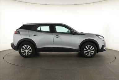 Peugeot e-2008 - 2023