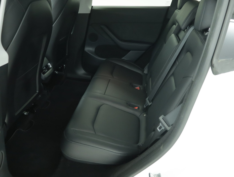 Tesla Model Y, 2023