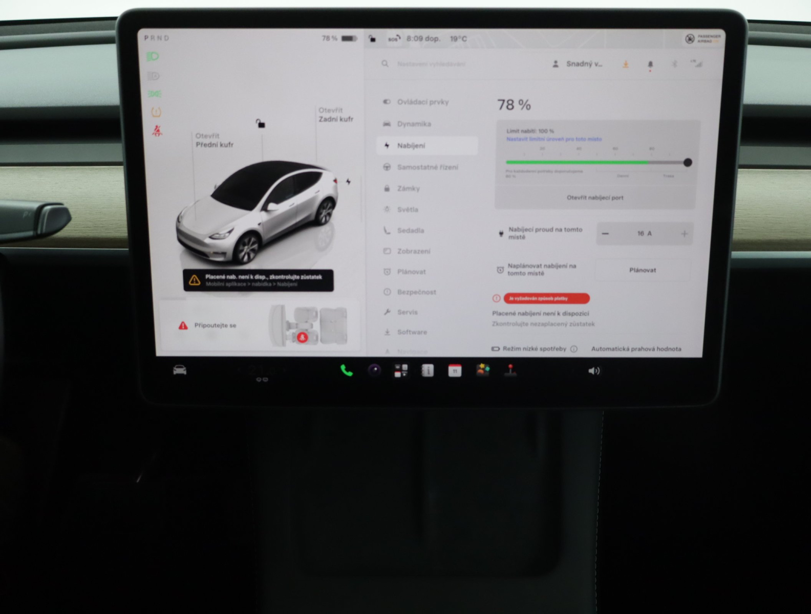 Tesla Model Y Long Range AWD – fotografie 17