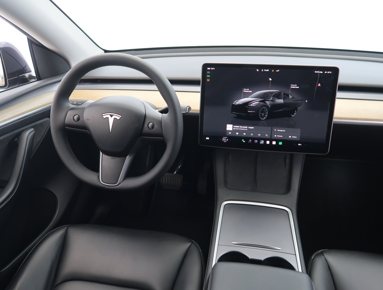 Tesla Model Y Long Range AWD – fotografie 9