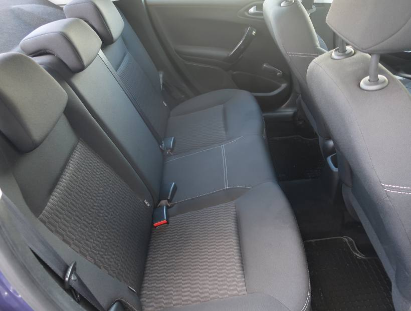 Peugeot 208, 2016