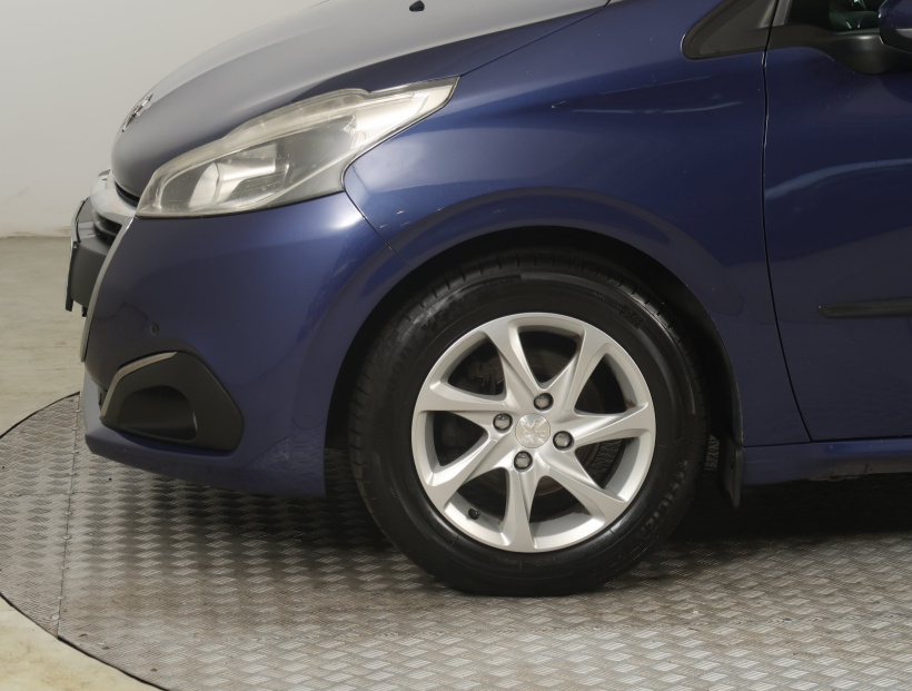Peugeot 208, 2016