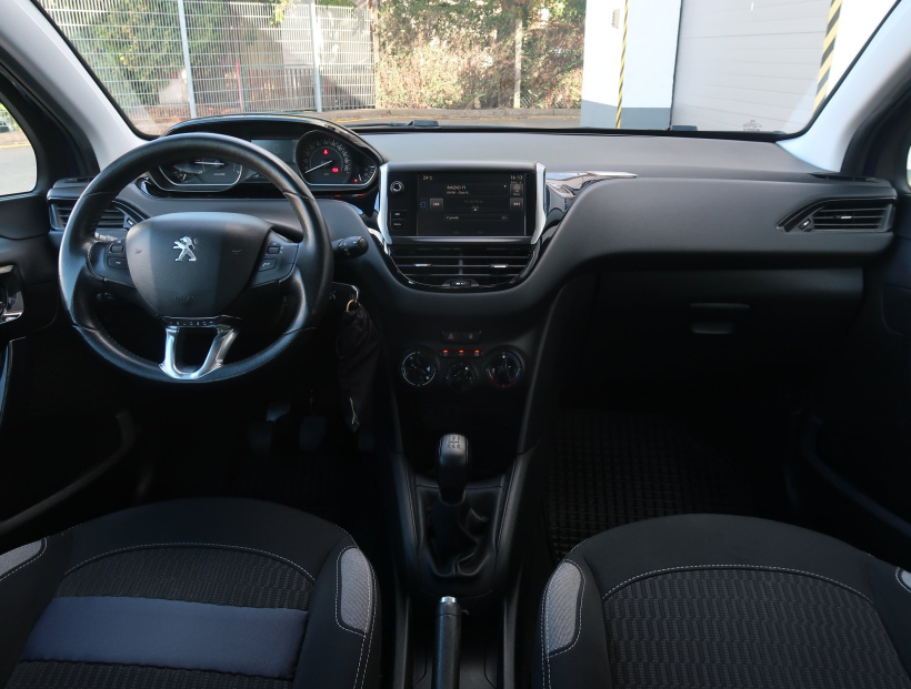 Peugeot 208, 2016